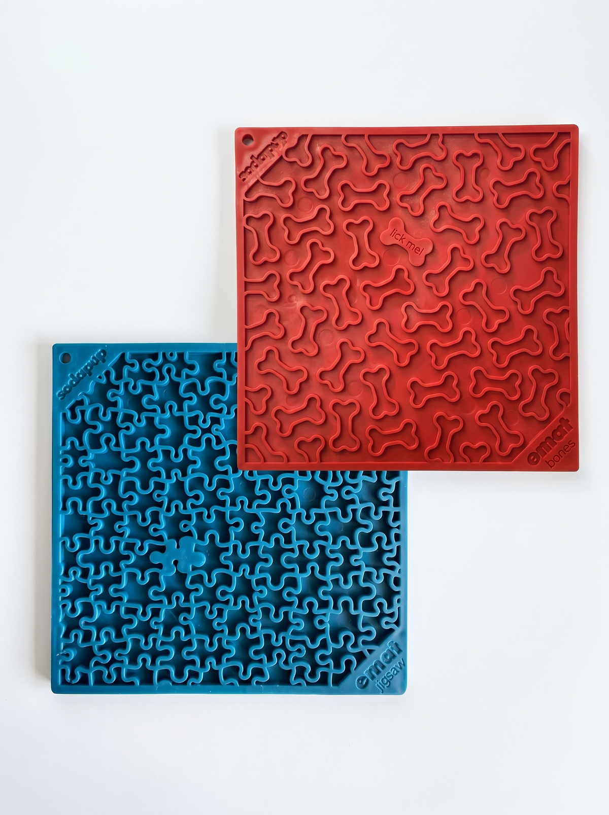 Blue Jigsaw & Red Bones eMat Lick Mat Bundle – Large product photo 3